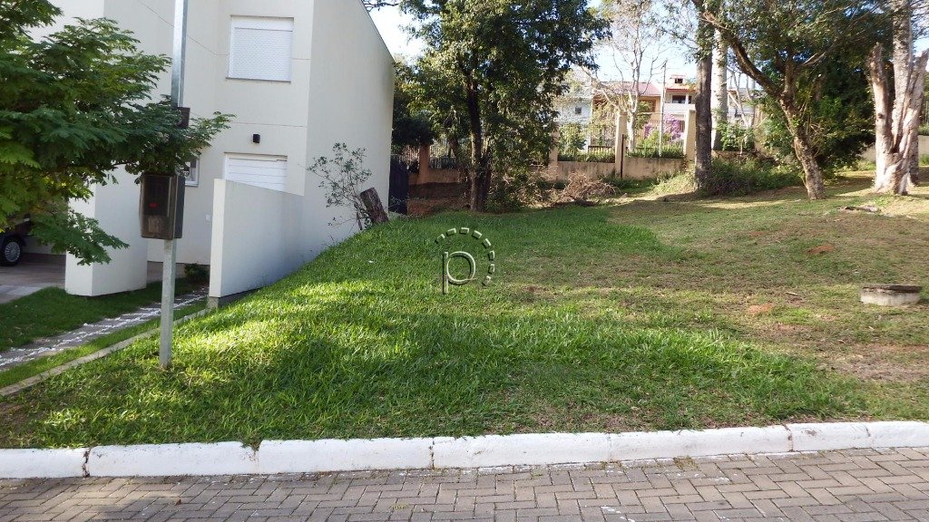 Terreno em Condomínio à venda com 176m² no bairro Vila Nova em Porto Alegre