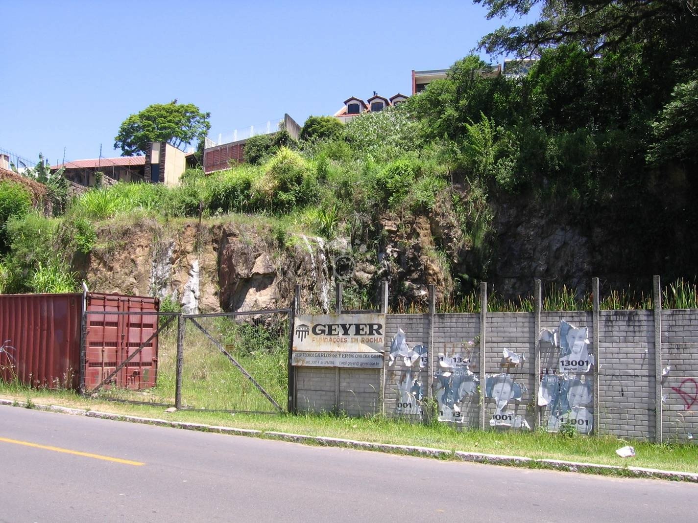 Terreno à venda com 1.701m² no bairro Vila Assunção em Porto Alegre