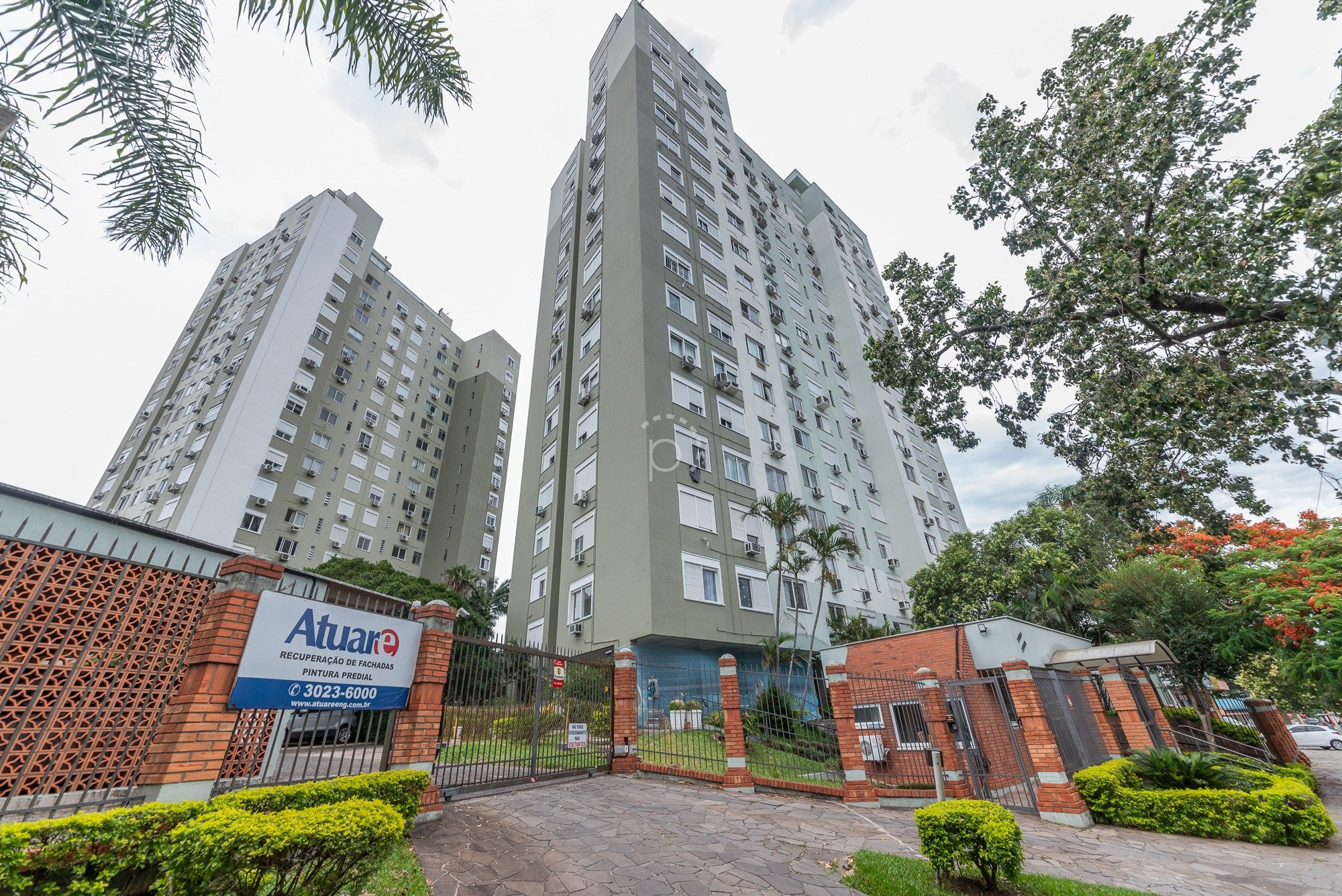 Apartamento à venda com 80m², 3 quartos, 1 vaga no bairro Tristeza em Porto Alegre