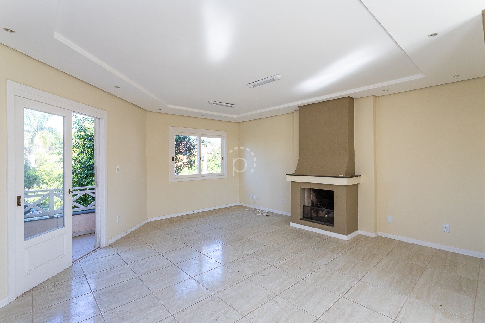 Casa à venda com 208m², 3 quartos, 1 suíte, 3 vagas no bairro Ipanema em Porto Alegre