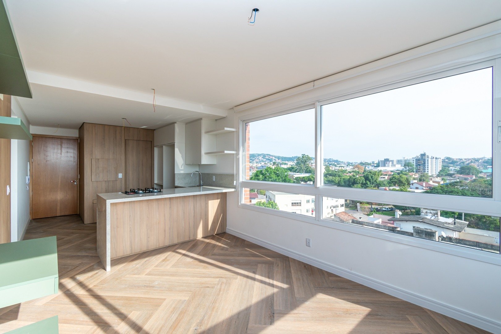 Apartamento à venda com 66m², 2 quartos, 1 suíte, 2 vagas no bairro Camaquã em Porto Alegre