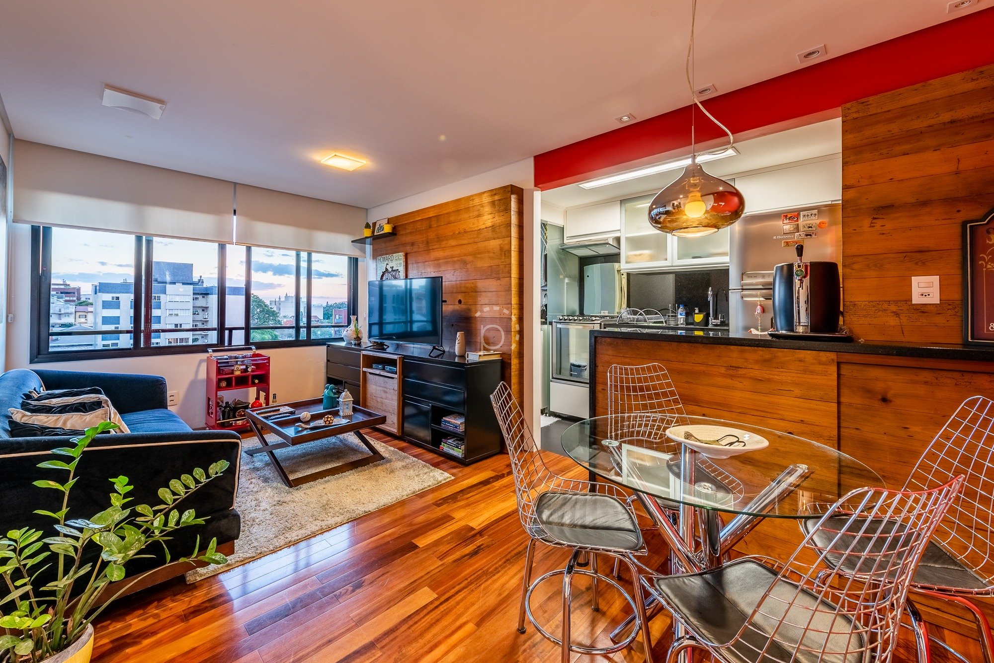 Apartamento à venda com 55m², 2 quartos, 1 suíte, 2 vagas no bairro Tristeza em Porto Alegre
