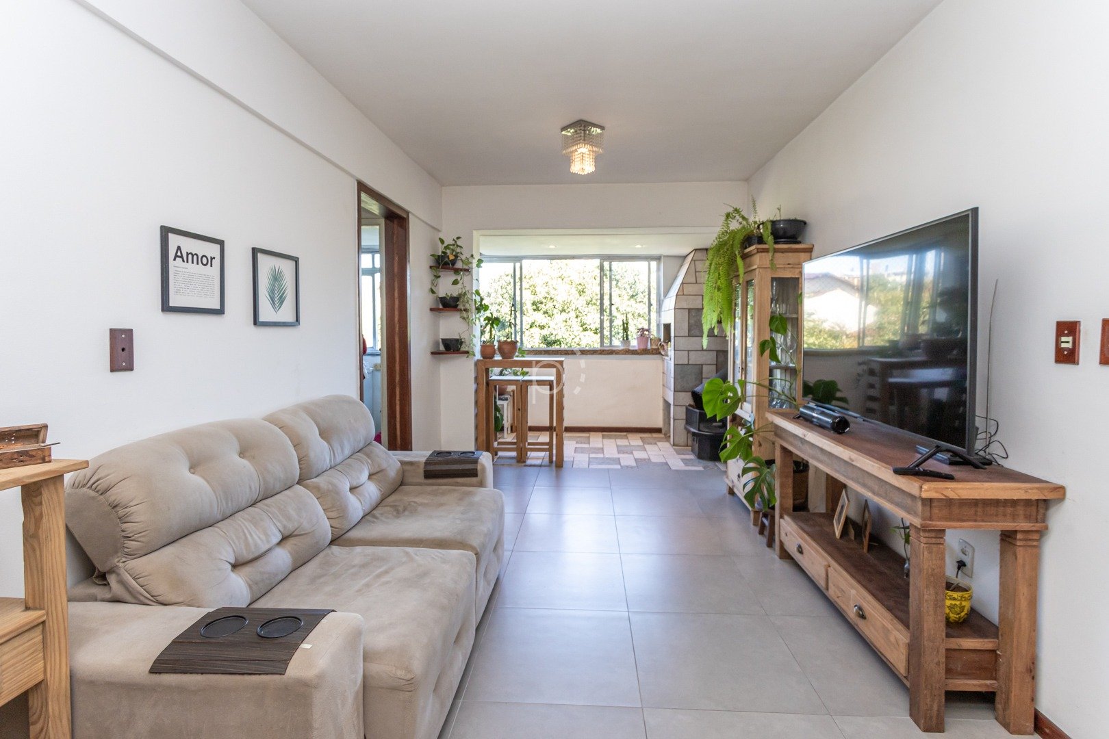 Apartamento à venda com 68m², 2 quartos, 1 vaga no bairro Nonoai em Porto Alegre