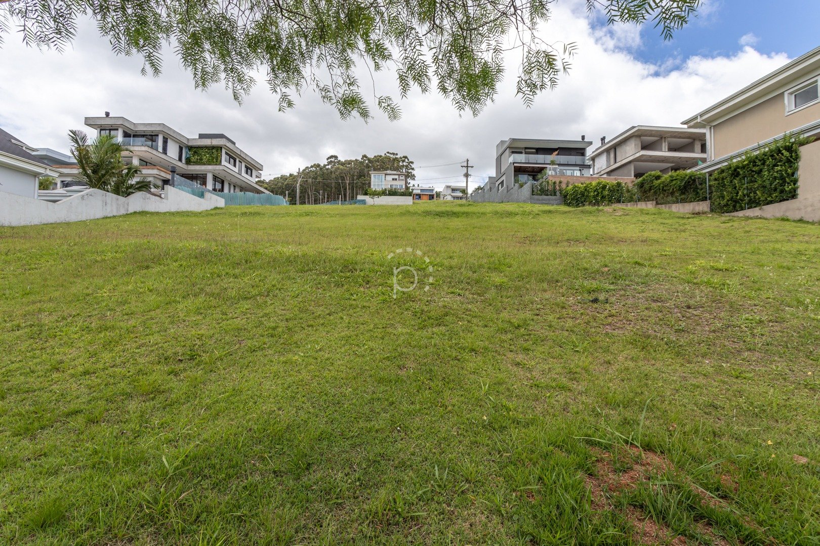 Terreno em Condomínio à venda com 575m² no bairro Alphaville em Porto Alegre