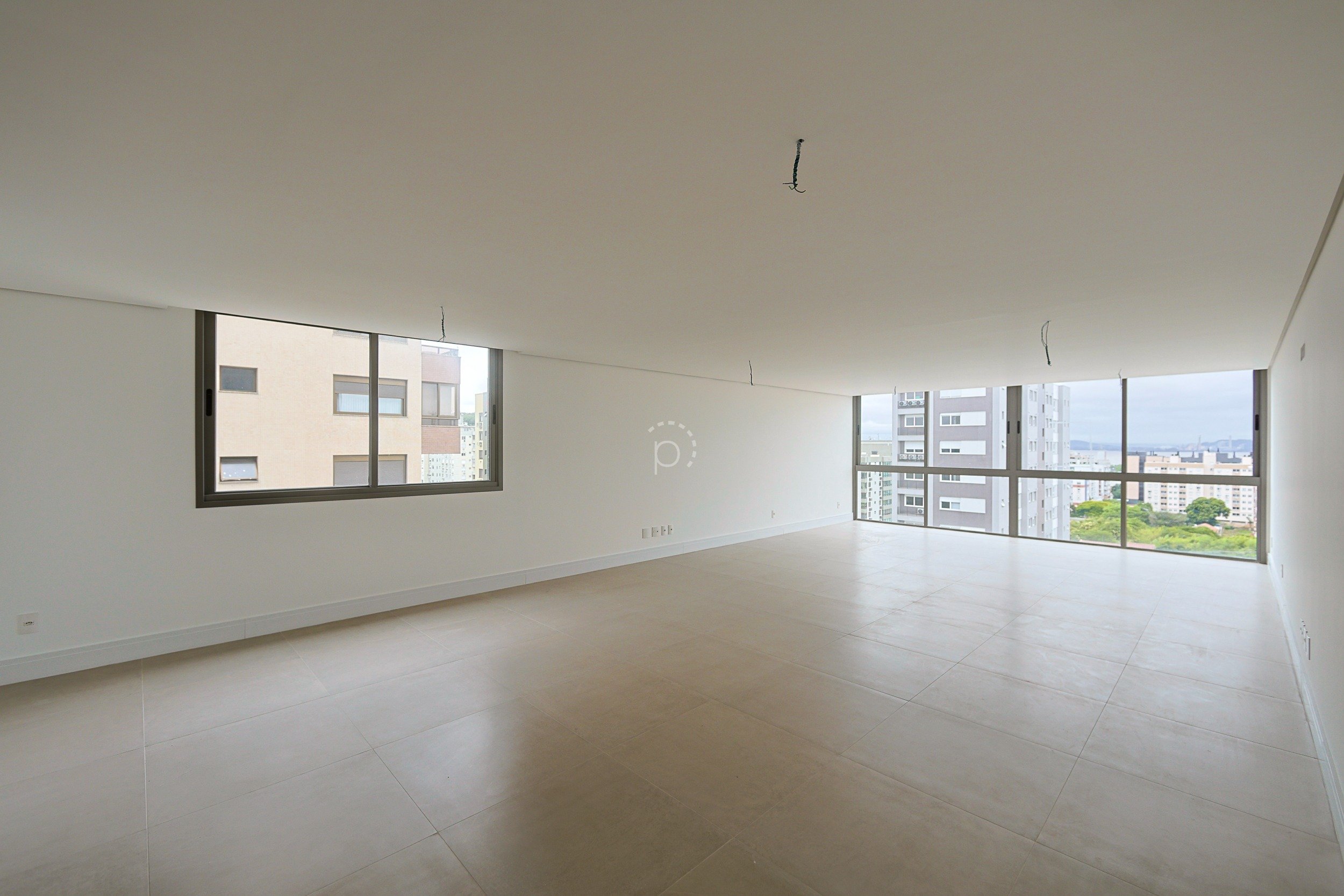 Apartamento à venda com 206m², 3 quartos, 3 suítes, 3 vagas no bairro Tristeza em Porto Alegre
