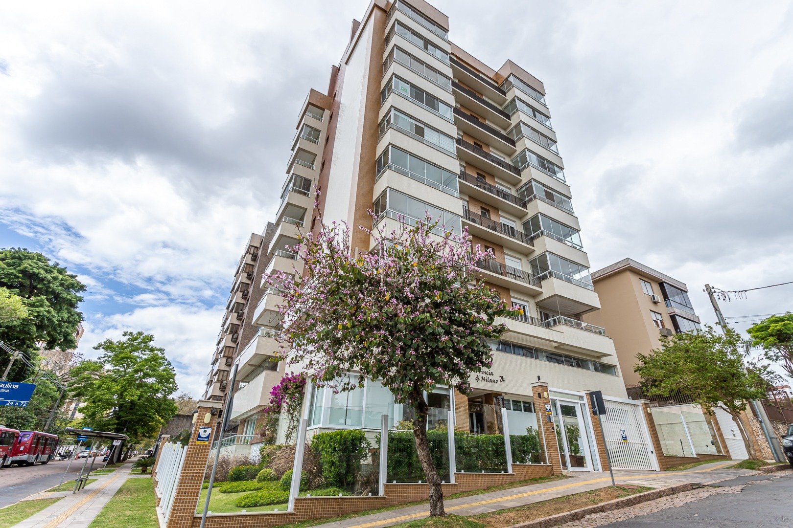Apartamento à venda com 153m², 3 quartos, 3 suítes, 2 vagas no bairro Tristeza em Porto Alegre