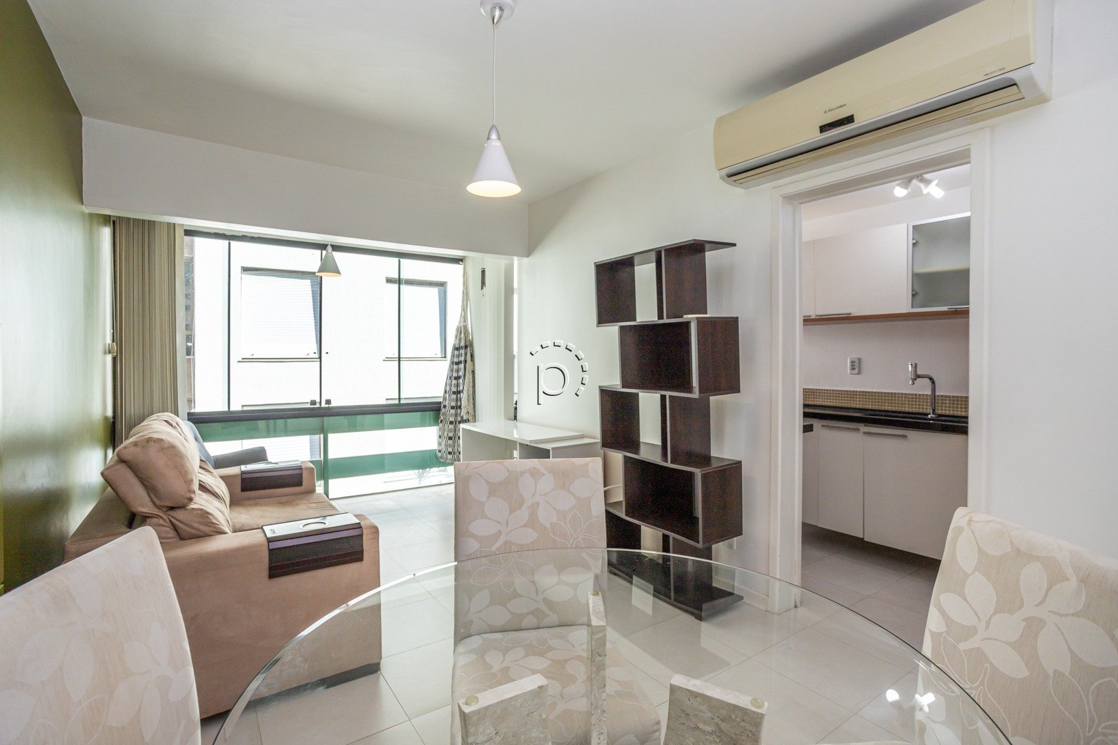 Apartamento à venda com 43m², 1 quarto, 1 vaga no bairro Tristeza em Porto Alegre
