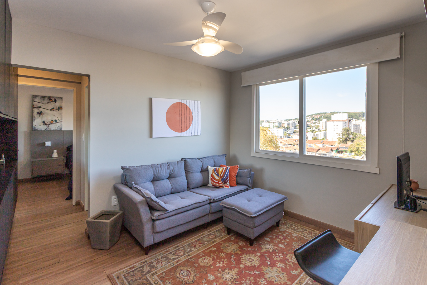 Apartamento para alugar com 36m², 1 quarto, 1 vaga no bairro Tristeza em Porto Alegre