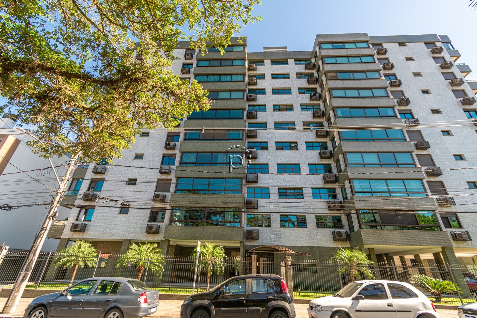 Apartamento à venda com 144m², 3 quartos, 1 suíte, 2 vagas no bairro Tristeza em Porto Alegre
